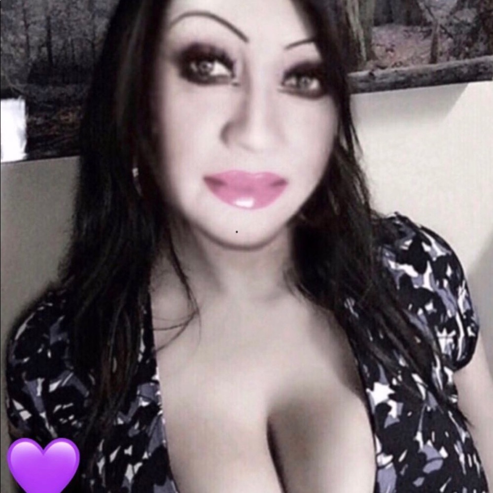 Meet your Posher, Empress